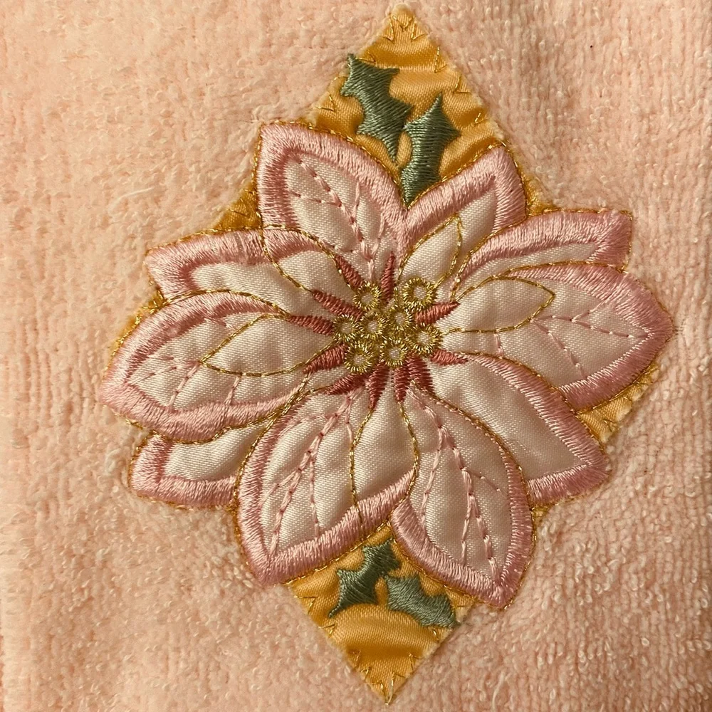 VTG Guest Towel Pale Pink w Embroidered Pink Poinsettia Flower Holly Leaves